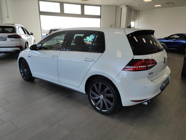 Volkswagen Golf GTE 1.4 TSI DSG PHEV Adap.Cruise Navi Fari LED - Foto 9