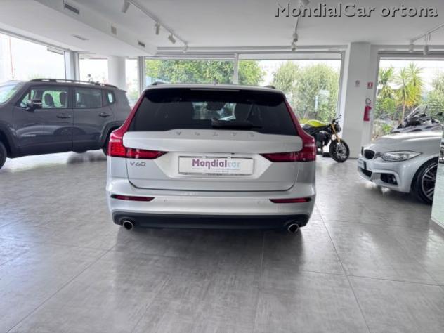 VOLVO V60 B4 (d) automatico Essential rif. 24066570 - Foto 5
