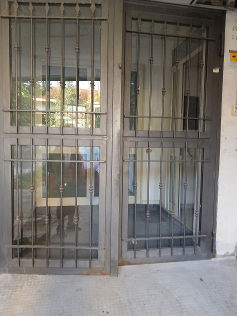 Immobile commerciale C/3 di circa 100 mq in parco privato – Via Giustiniano