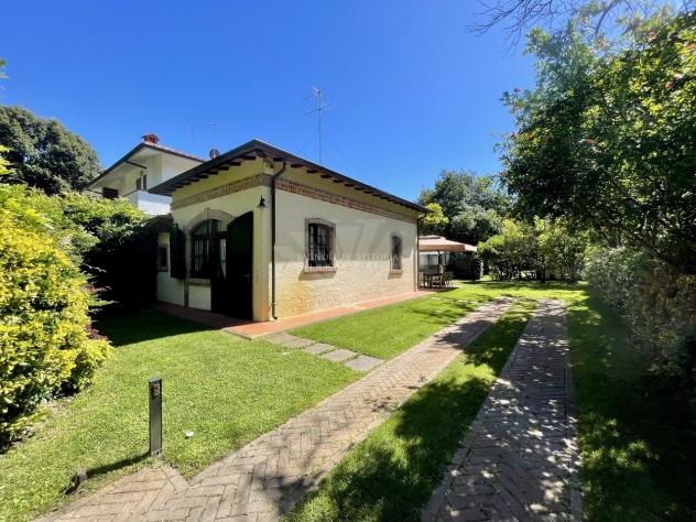 VILLINO di 4 vani e di 80 mq (PIETRASANTA) rif. 1167 - Foto 4