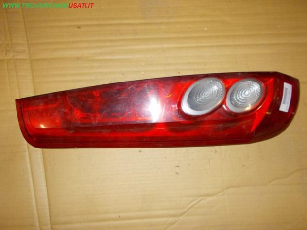 FANALE POST.S. FORD FIESTA (CBK) Parti elettriche Fanaleria Fanali Fanale post. sx. FORD - FIESTA - 01-01-2006 - 01-11-2008