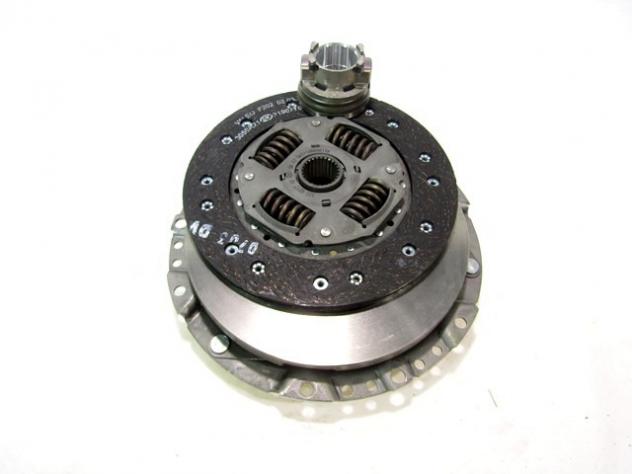 821250 KIT FRIZIONE CON SPINGIDISCO E CUSCINETTO VALEO FIAT PALIO 1.7 TD 51 KW RICAMBIO NUOVO