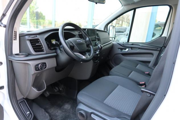 Ford Tourneo Custom 2.0 EcoBlue 170CV Trend 9p - Foto 9