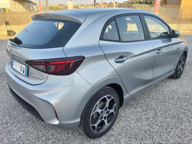 Mg MG3 1.5 Comfort 2025 - PARI AL NUOVO - Foto 2