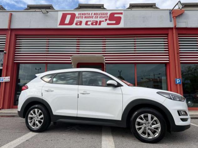 Hyundai TUCSON 1.6 crdi Xtech 2wd 115cv - Foto 10