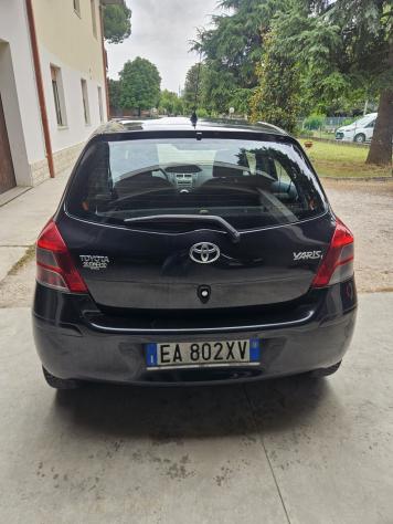 Toyota Yaris 1.0 5 porte SOLI 69.000 KM! - Foto 7