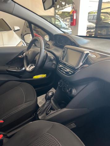 Peugeot 208 PureTech 82 5 porte ALLURE - Foto 9
