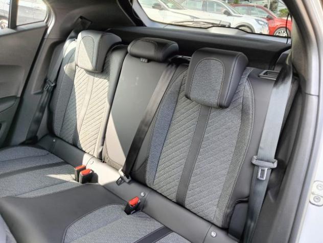 PEUGEOT 2008 PureTech 100 S&S Allure rif. 22983582 - Foto 10