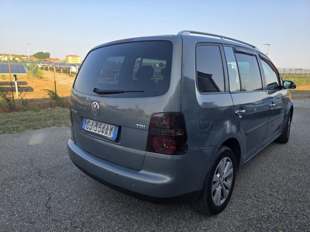 Volkswagen Touran 2.0 16V TDI Highline - Foto 4