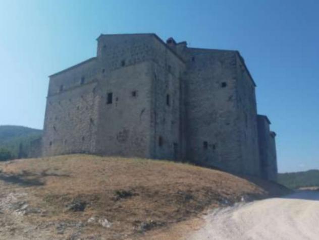 Immobile in asta di 1 m² con più di 5 locali in vendita a Massa Martana - Foto 20
