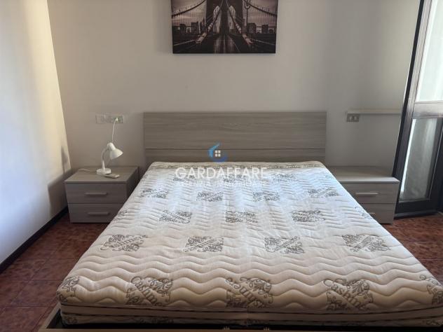 SIRMIONE COLOMBARE OTTIMA VILLETTA TRILOCALE CON PISCINA. - Foto 13