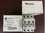 3 poli, Allen-Bradley 1492-SP3D400, intervallo di intervento magnetico 10…20 In,