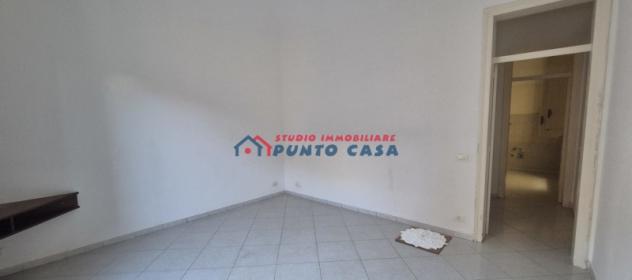 PRESSI COLOSSEUM – Ufficio al P.T. – 110mq ca. – 3 vani + archivio + wc. Buone condizioni. Euro 85 mila CL F - Foto 5