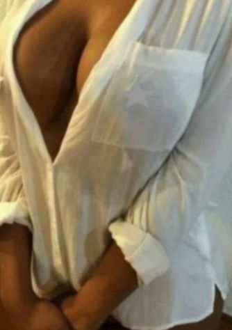 Cerchiamo massaggiatrice a Napoli 3508357112 RELAX BENESSERE TANTRA - Foto 2