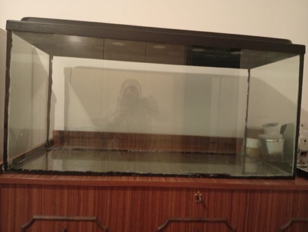 Acquario vasca vuota.180litri