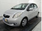 TOYOTA Yaris 5p 1.3 Sol rif. 23181011