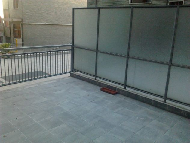 Piazza Napoli, ampio, arredato, ristrutturato, climatizzato, balcone e terrazzo - Foto 13