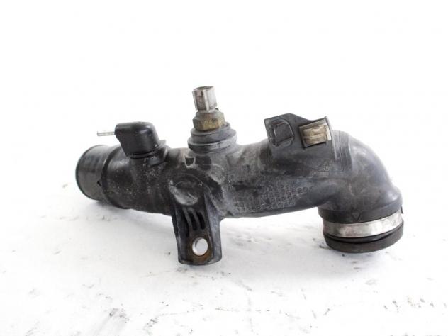 17362-26040 MANICOTTO ALTAPRESSIONE INTERCOOLER TOYOTA RAV 4 2.0 D 91KW 5P (2017) RICAMBIO USATO