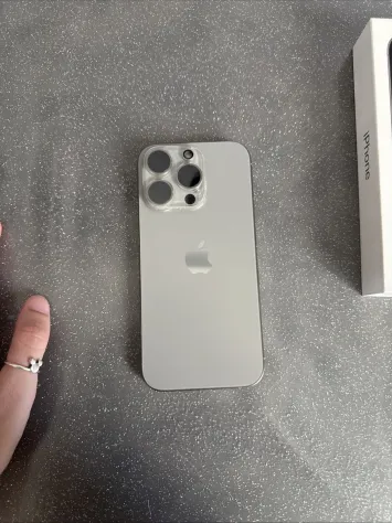 iPhone 16 pro 128 GB  titanio naturale - Foto 4