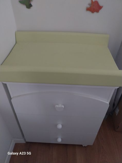 lettino con fasciatoio. - Foto 3