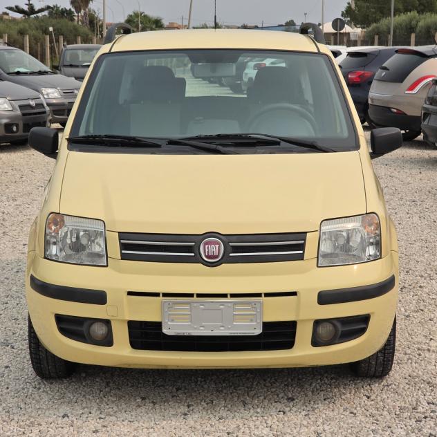 Fiat Panda 1.2 Dualogic CAMBIO AUTOMATICO - Foto 2