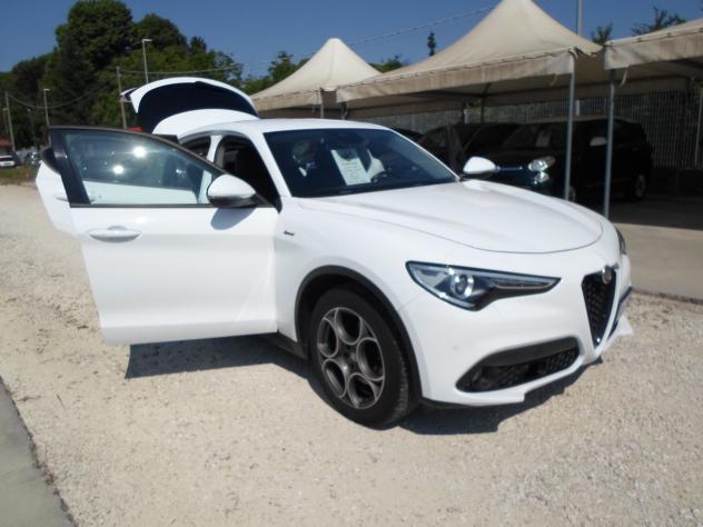 Alfa Romeo Stelvio 2.2 Turbodiesel 190 CV AT8 Q4 Sprint - Foto 8