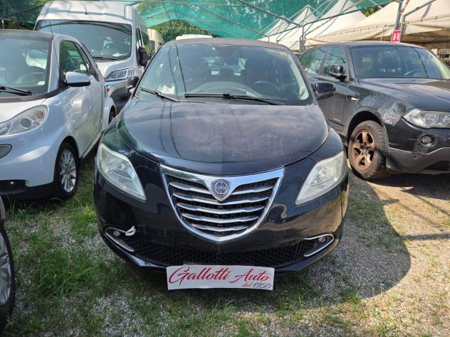 Lancia Ypsilon 0.9 TwinAir 85 CV 5 porte S&S DFN - Foto 2