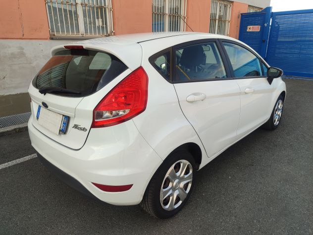 FORD FIESTA 1.2 82cv 5p. TITANIUM-ok NEOPATENTATI - Foto 7