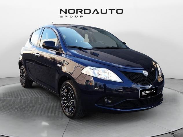 Lancia Ypsilon 3ª SERIE 1.0 FireFly 5 porte S&S Hybrid Ecochic Gold - Foto 2