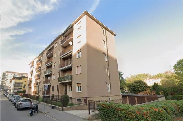 MONZA – VENDESI appartamento quadrilocale - possibilità box - Foto 2