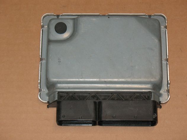 05C907445D ECU CENTRALINA POLO SKODA 1.0 05C907445D HW80 0030 HI10FJK3MY2