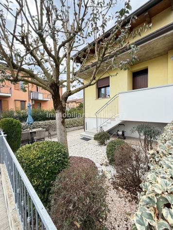 casa indipendente in vendita ad Imola in zona Ponticelli