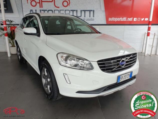 VOLVO XC60 D4 AWD Momentum rif. 20084239