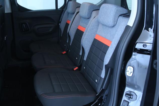 Citroën Berlingo BlueHDi 130 S&S EAT8 MAX Pack XTR/Navigatore/Fari EcoLED/Telecamera posteriore 180º Top Rear Vision/Interni XTR Advanced Comfort - Foto 8