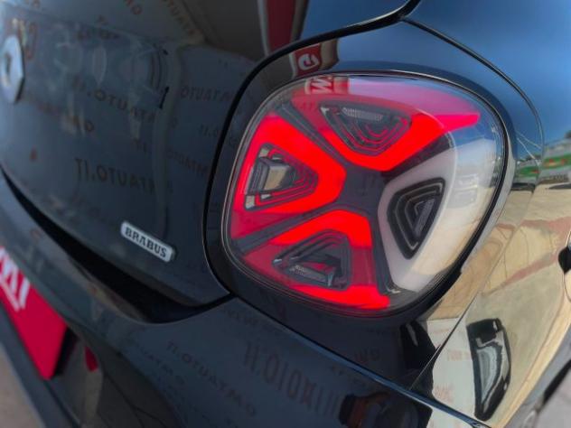 SMART ForFour BRABUS 0.9 109CV XCLUSIVE FALTDACH LED NAVI JBL rif. 24112958 - Foto 10