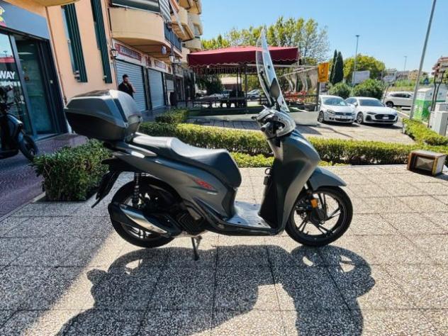 HONDA SH 150 SPORT PASSAGGIO E TAGLIANDO INCLUSO MINI RATE rif. 24114077 - Foto 6