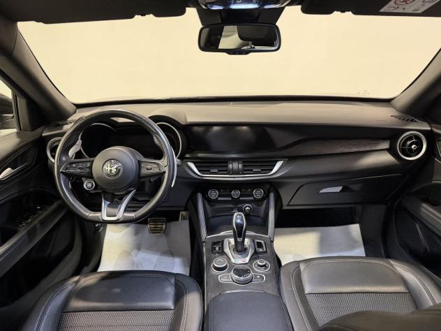Alfa Romeo Stelvio 2.2 TD 160 CV Ti AT8 RWD - Foto 8