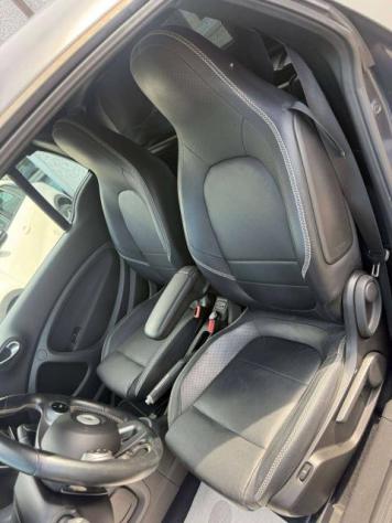 smart forTwo BRABUS Cabrio 0.9 t Xclusive 109cv twinamic - Foto 10