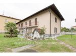 Casa indipendente di 203 m² con più di 5 locali e box auto in vendita a Coc &hellip;