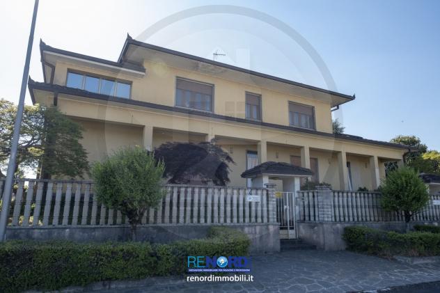 RIF. CC6248 - VISTARINO - Frazione di Buttirago - Villa indipendente: 2 appartamenti, box, magazzino, taverna, giardino. - Foto 5