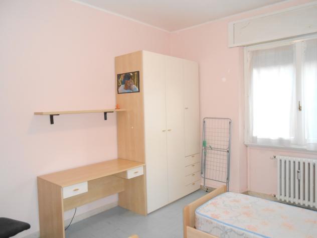Stanza in appartamento in affitto a Pavia - Foto 9