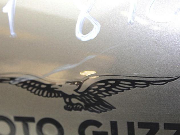 SERBATOIO MOTO GUZZI V11 2001 - 2006 GU89000493 FUEL TANK STRISCIATO DA RIVERNICIARE - Foto 6