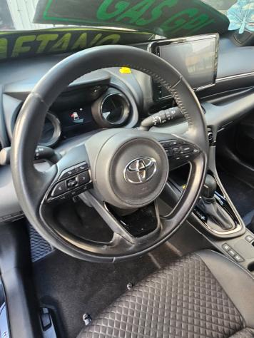 Toyota Yaris 1.5 Hybrid 5 porte Lounge - Foto 6