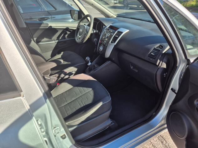 Kia Venga 1.4 CVVT EX Easy - Foto 8