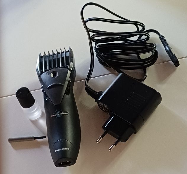 Panasonic ER-GB36, un rasoio regolabarba e tagliacapelli NUOVO. - Foto 4