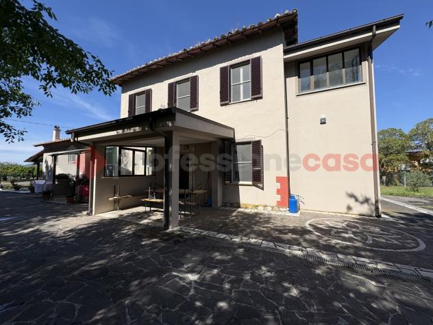 Villa bifamiliare - Terracina . Rif.: Cod. rif 3318795VRG