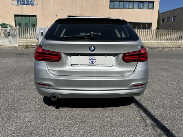 BMW Serie 3 318d Business Advantage Automatica 150cv - Foto 5