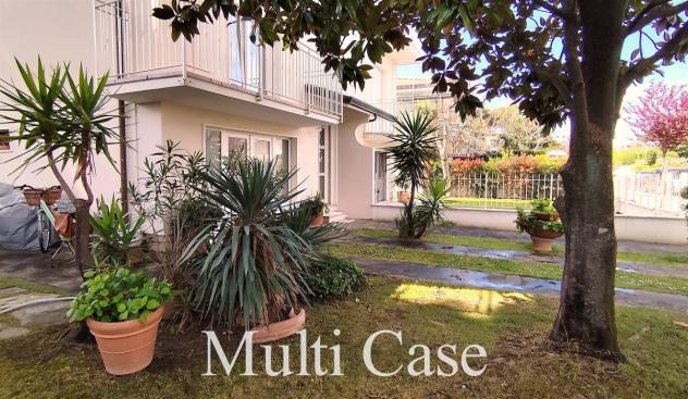 PORZIONE DI VILLA CON GIARDINO A 350 METRI DAL MARE – INDIPENDENZA, SPAZI E POTENZIALE - Foto 5