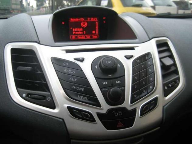 FORD Fiesta 1.2 82 CV 5 PORTE TITANIUM rif. 23976448 - Foto 9