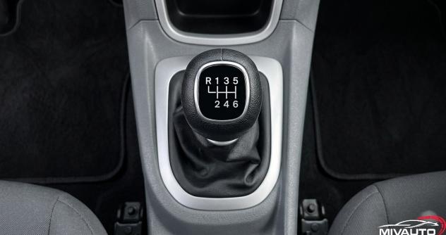 Kia Rio 1.4 CRDi 5p. Cool - Foto 9